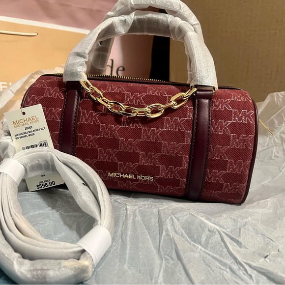Mk Zooey medium barrel messenger bag in Mulberry multi - Picture 1 of 14